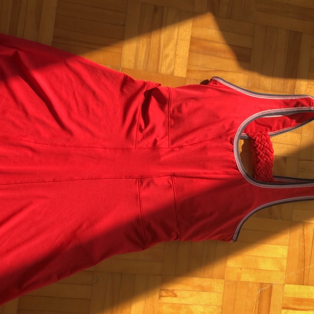 Lolë dress